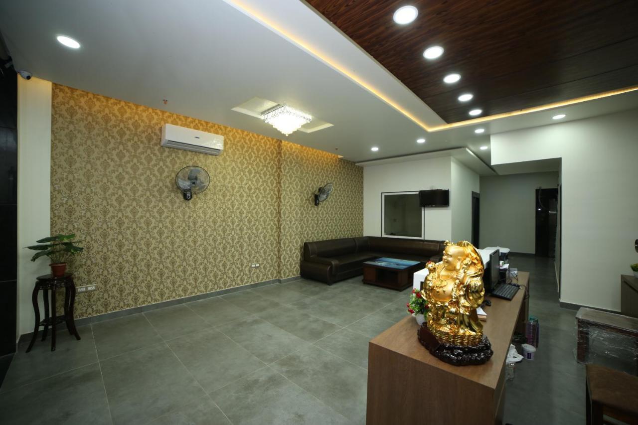 Hotel Devens Джайпур Екстериор снимка