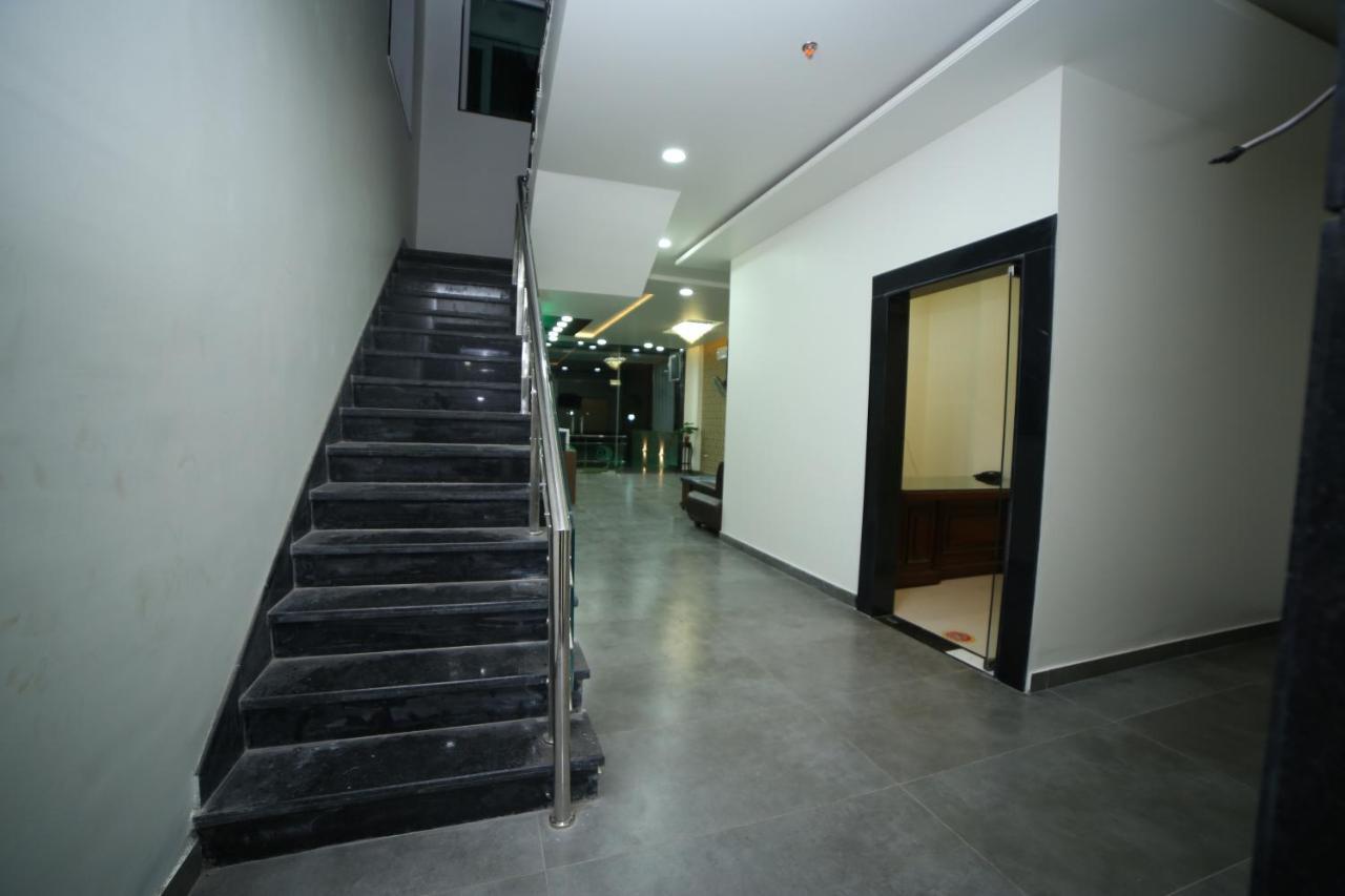 Hotel Devens Джайпур Екстериор снимка